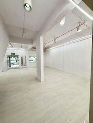 Hougang Avenue 1 (D19), Shop House #632340281